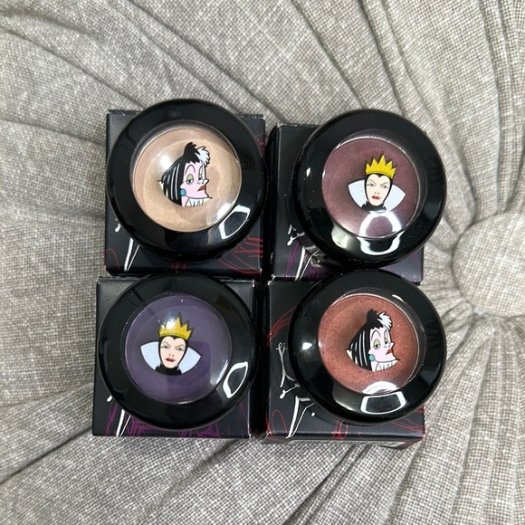 MAC Venomous Villains Makeup Set - Picture 4 of 5